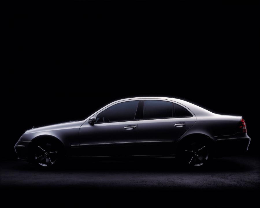  Mercedes-Benz E-Class 2002 года  (фото 310 из 448)